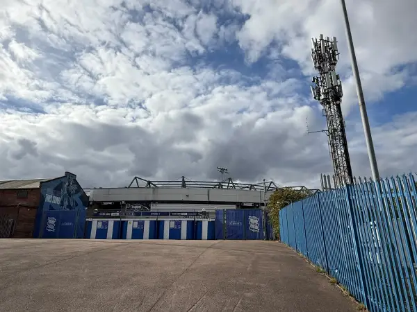 Best Hotels Near Birmingham City FC St Andrews hotel exterior with modern architecture