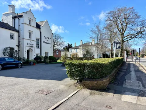 The Physician is only a short walk away and offers excellent food and a variety of cask ales.
