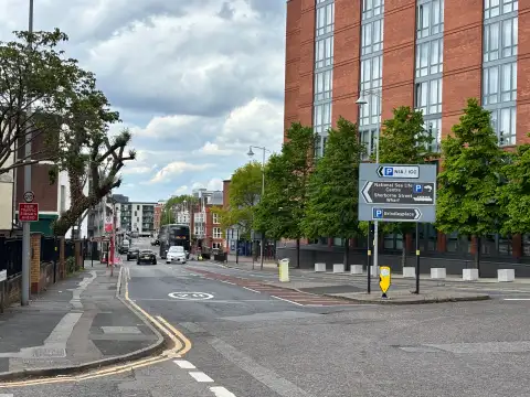 Hilton Garden Inn Birmingham Brindleyplace as seen from Sheepcote street. 