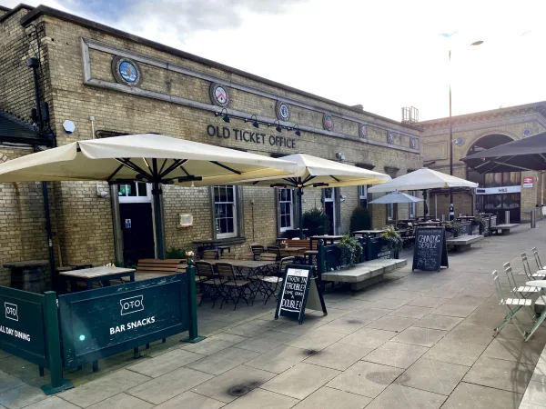 Cambridge Train Station showing the Old Ticket Office which is now a tavern/pub.