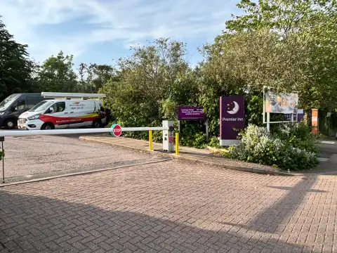 Premier Inn Birmingham City - Aston entrance