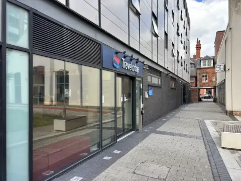 Travelodge Birmingham Central Newhall Street exterior entrance