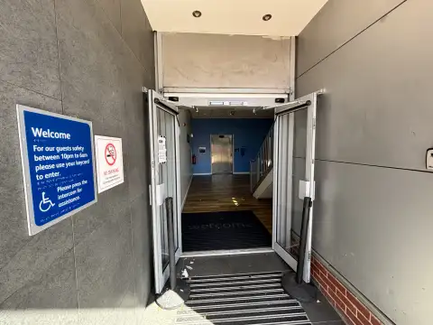 Travelodge Birmingham Maypole reception is accessed via lift or stairs.